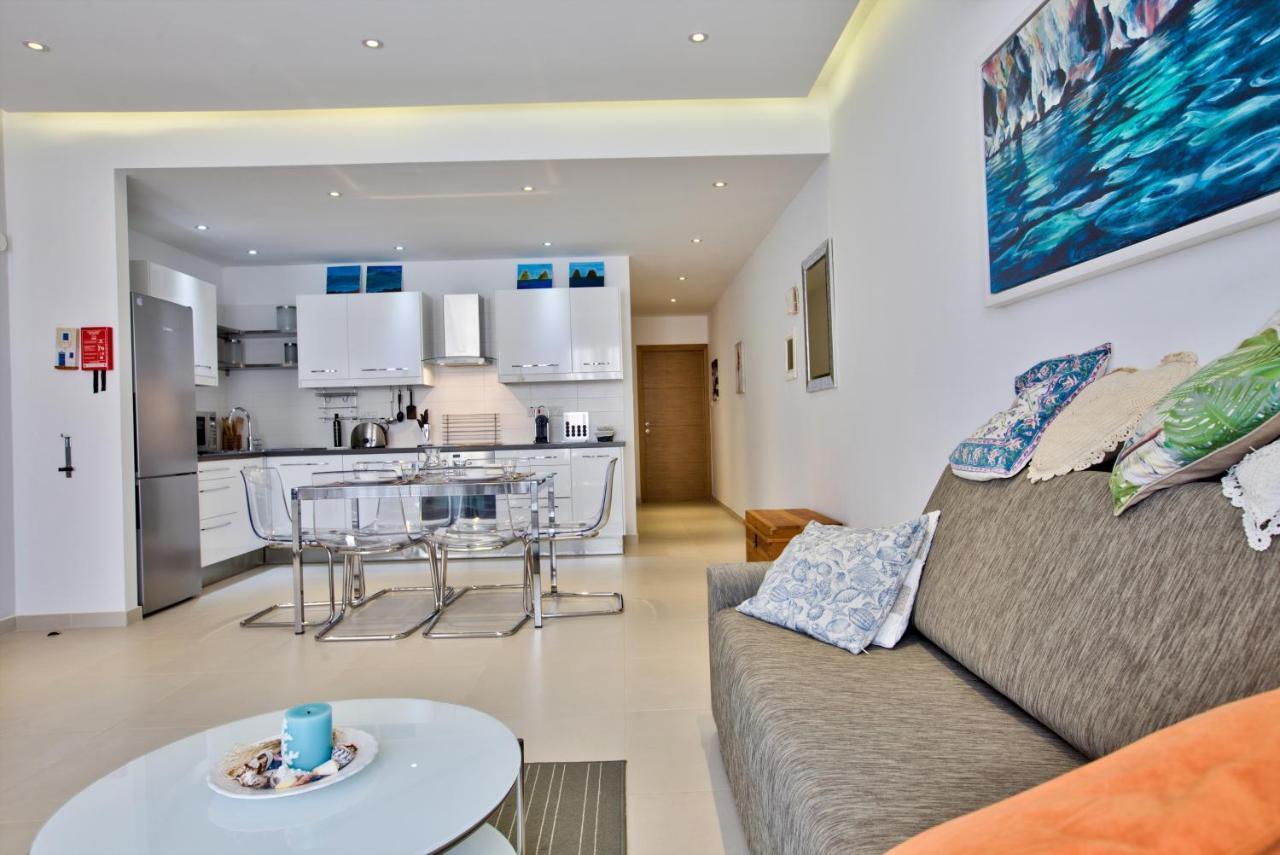 Bright And Central 2 Bedroom Apartment In 슬리에마 외부 사진