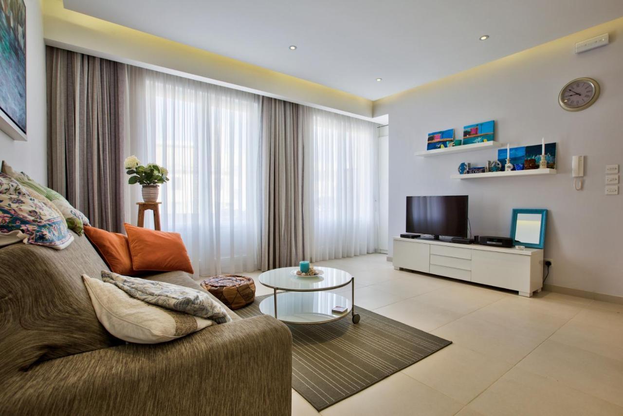 Bright And Central 2 Bedroom Apartment In 슬리에마 외부 사진