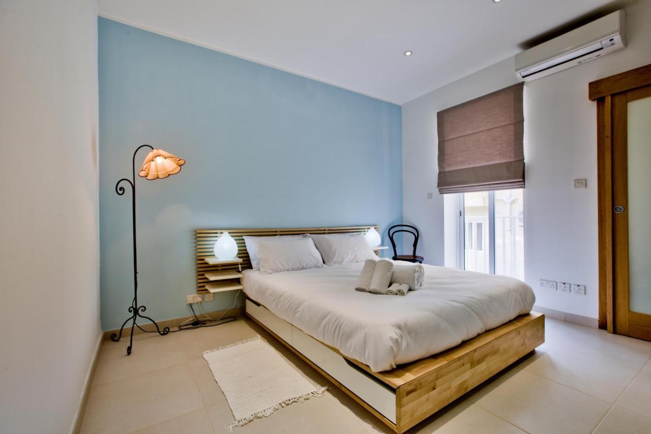 Bright And Central 2 Bedroom Apartment In 슬리에마 외부 사진