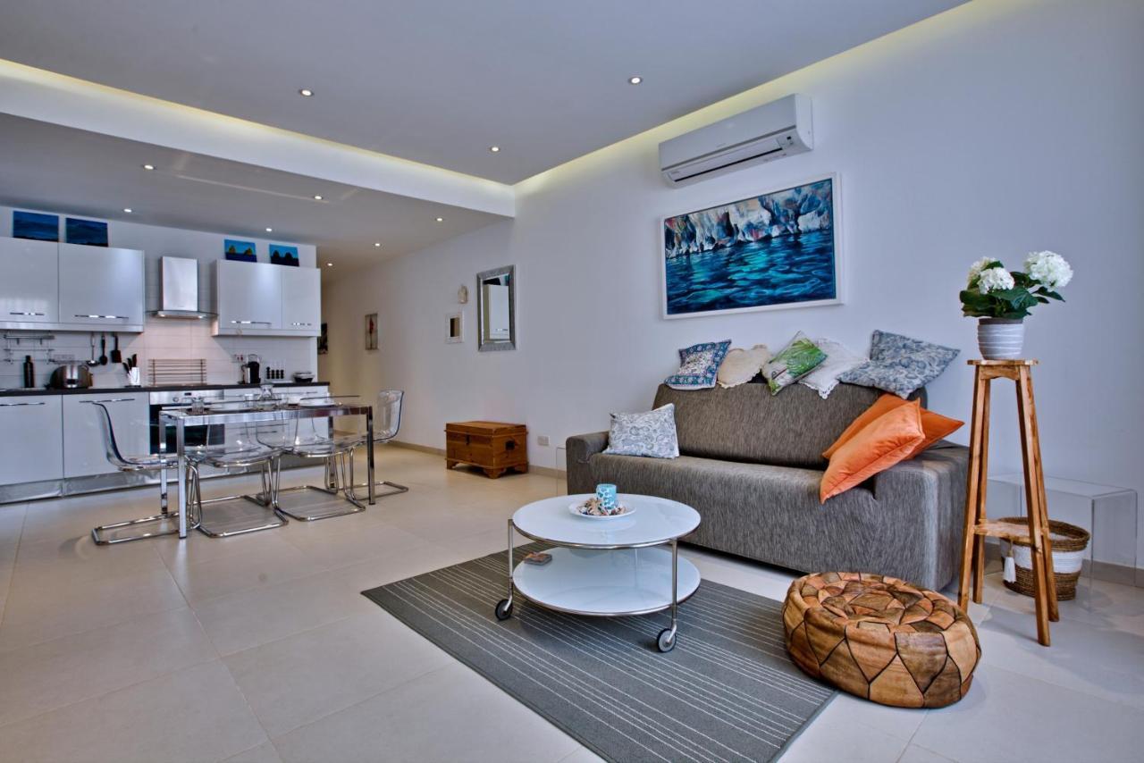 Bright And Central 2 Bedroom Apartment In 슬리에마 외부 사진