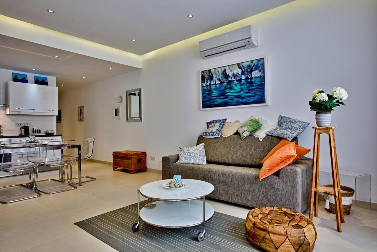 Bright And Central 2 Bedroom Apartment In 슬리에마 외부 사진